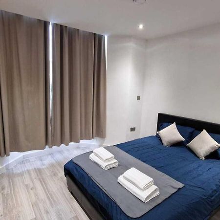 Skyview Strathnairn Apartment 1 Кардиф Екстериор снимка