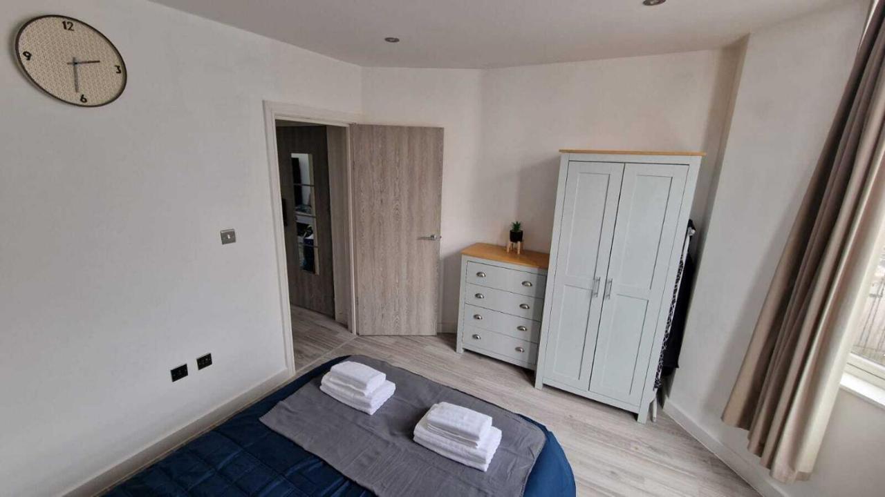 Skyview Strathnairn Apartment 1 Кардиф Екстериор снимка